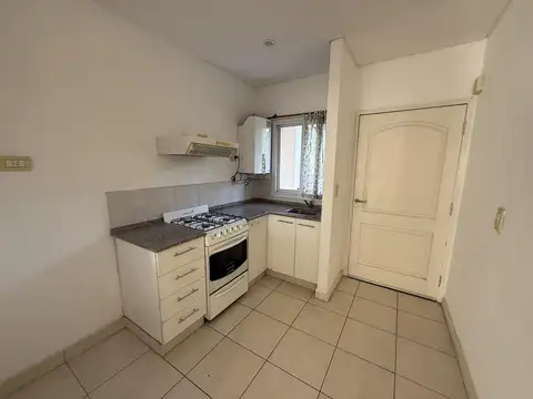 DEPTO MONOAMBIENTE | PILETA | CALEFACCIÓN POR RADIADOR | COCHERA | VILLA MORRA PILAR