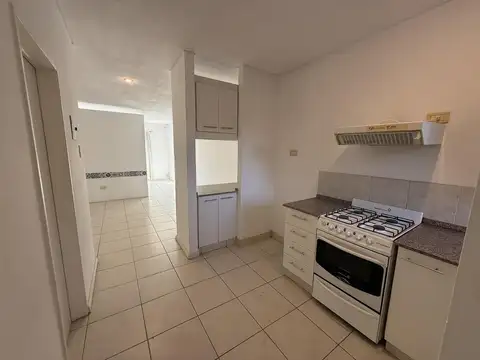 Departamento en Alquiler con 1 cochera