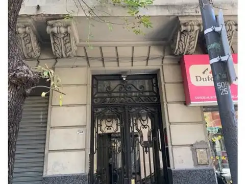 Excelente departamento 3 amb c/ dependencia Monserrat