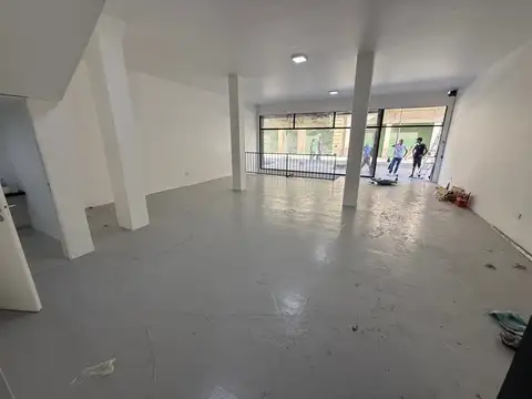 Local en Alquiler en Centro, USD 6.900