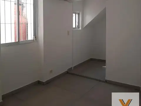 Depto Tipo Casa en Venta en Villa del Parque, USD 208.000