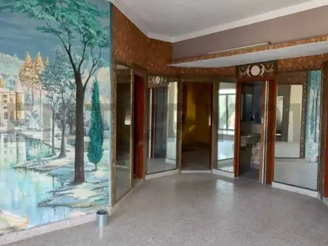 Bv. Presidente Julio A. Roca 500, Piso 0