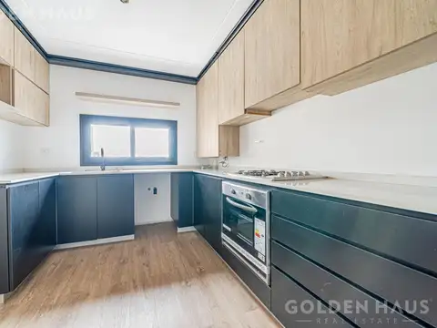 Departamento piso completo 3 ambientes de categoría superior en el Boulevard de Villa Luro