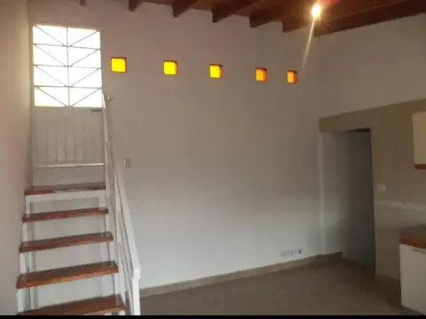 Depto Tipo Casa 3 ambientes con 1 baño