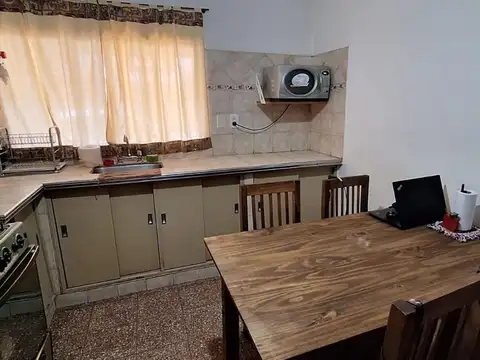 Depto Tipo Casa en Venta en Castelar Norte, USD 98.000