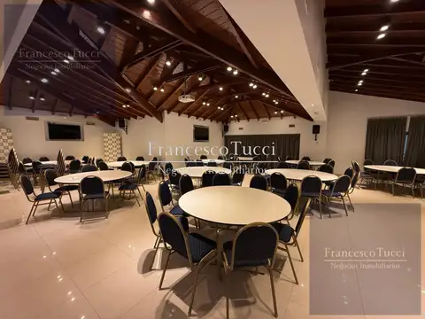 Local en Venta en Ituzaingó, USD 600.000