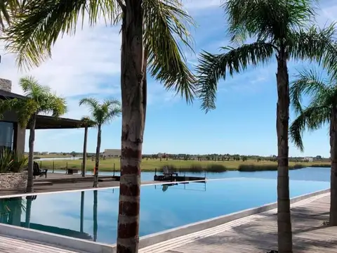 Terreno en Venta de 930,0 m2