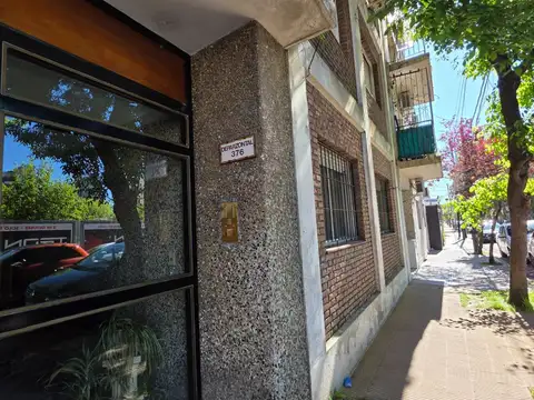25 De Mayo 300