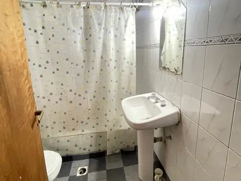 Depto Tipo Casa 2 ambientes con 1 baño
