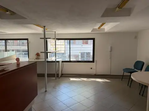 Oficina en Alquiler 20 años