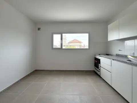 Departamento en Alquiler con 1 cocheras