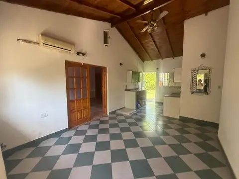 Depto Tipo Casa 3 ambientes con 1 baño