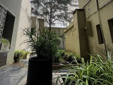 plaza italia 100, Piso 0