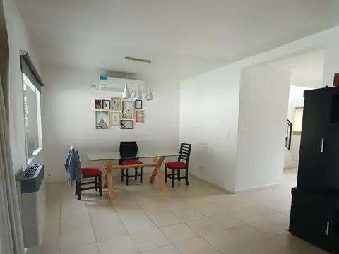 Venta Casa en El Portal de Pilar