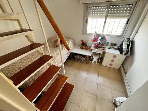 Depto Tipo Casa en Venta de 4 ambientes