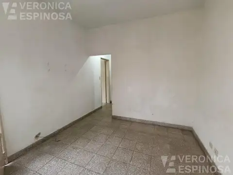 Depto Tipo Casa en Venta 40 años