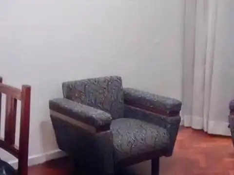 Avenida Hipólito Yrigoyen 2900, Piso 2