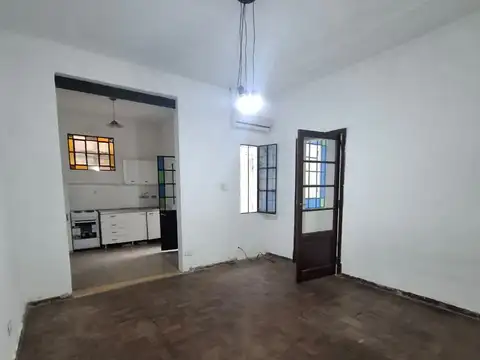 Depto Tipo Casa en Alquiler 43 años