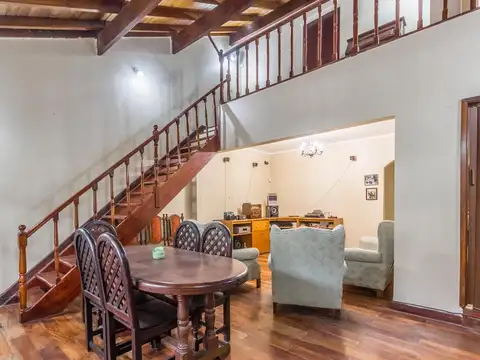 Casa en Venta en Castelar Sur, USD 225.000