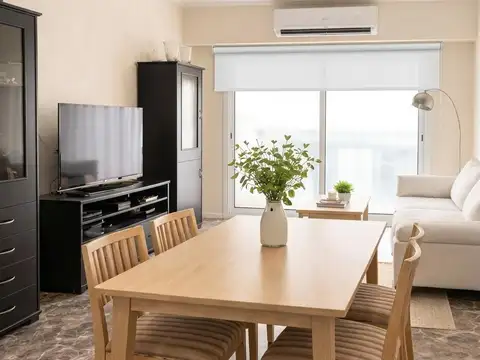Luminoso 4 amb con Balcón. Departamento en Venta en Flores. Apto Crédito