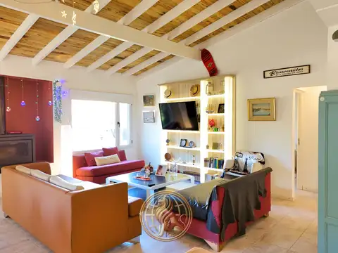 Casa en Venta con 1 cochera