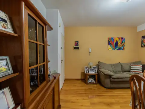 Alquiler Departamento 2 Ambientes Flores Planta Baja Patio Luminoso Excelente Estado