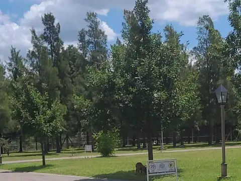 LOTE EN VENTA EN BARRIO BELLEVILLE CANNING