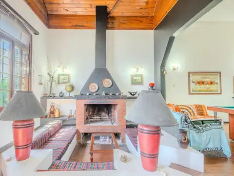 Casa en Venta en Caseros, USD 198.000