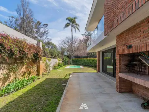 Avenida Rivera 6400