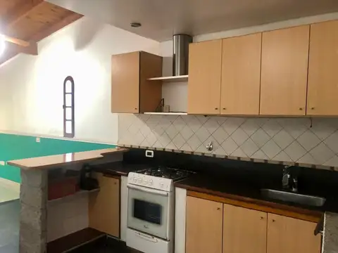 Depto Tipo Casa 2 ambientes con 1 baño