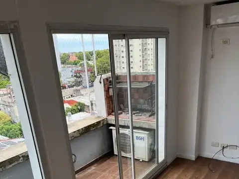 Padilla 1000, Piso 8