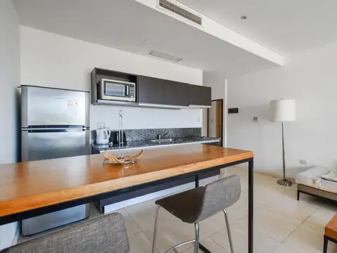 Venta Monoambiente amoblado en Wyndham Condominios