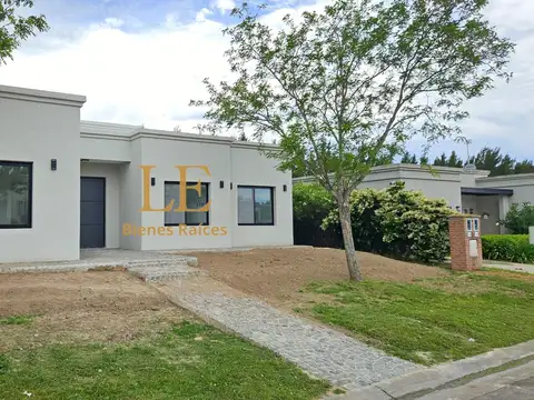 Casa en Venta en San Matias, USD 310.000