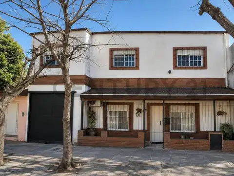Venta Casa 4 Ambientes Villa Bosch