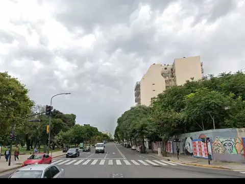 Exc. lote en esquina 2300 m2 Vend. Constituciòn