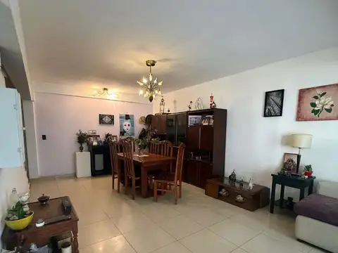 VENTA CASA 6 AMBIENTES CON QUINCHO - BARRIO LOS PINARES
