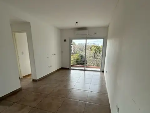 Cte Franco 100, Piso 3N