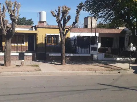 VENDO Hermosa casa en Marques de Sobremonte! 
