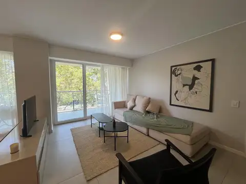 Av. Rivadavia al 2100