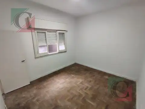 Casa de 3 Ambientes con Patio Lanus Oeste