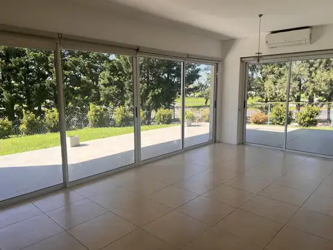 VENTA  DEPARTAMENTO PB CON JARDIN BARRIO INSIGNIA, EL PALMAR NORDELTA, TIGRE