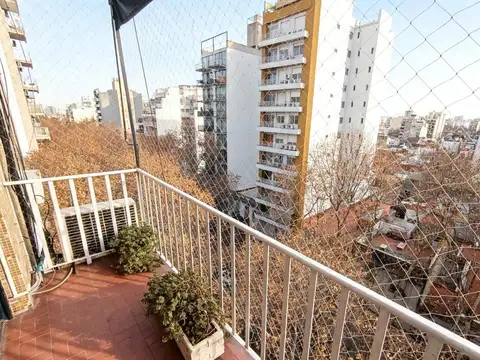 Departamento en venta dos ambientes balcon Almagro mucha luz