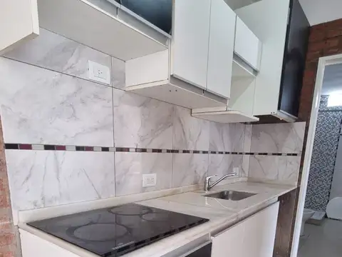 Chacabuco 400, Piso 1