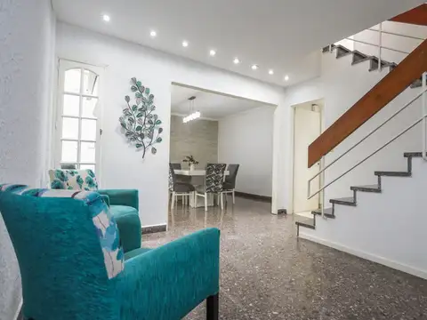 Depto Tipo Casa en Venta en Liniers, USD 235.000