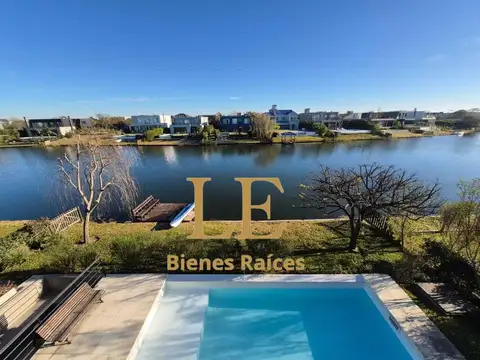 Venta casa en Barrio Vistas a Laguna, Puertos del Lago.