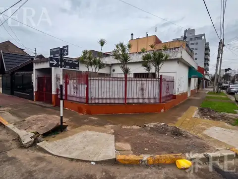 Venta de Casa 4 ambientes con patio en Wilde