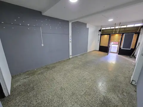 Alquiler local comercial 40 m² a metros de Plaza Sudamérica Villa Lugano