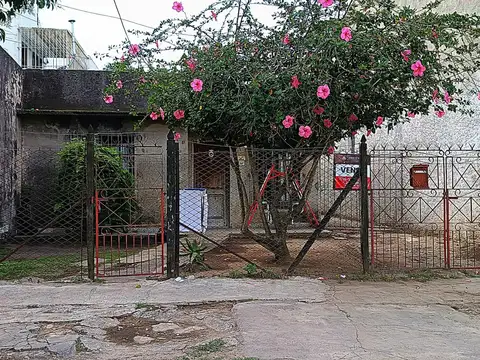 Coronel Pringles esquina tte gral juan peron