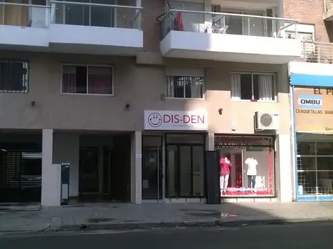Departamento en Alquiler con 1 cochera