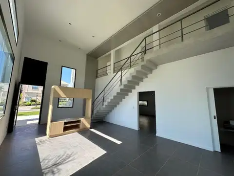 Casa en Venta en Ingeniero Adolfo Sourdeaux, USD 320.000